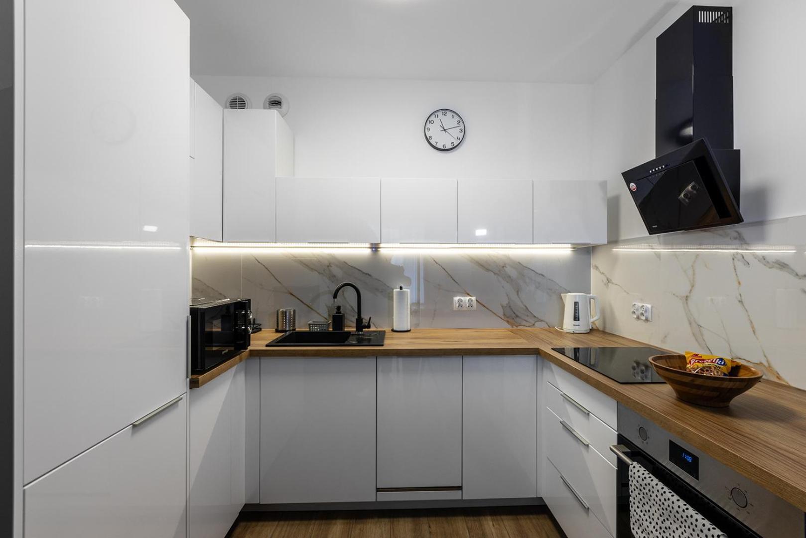 Apartment Woart *