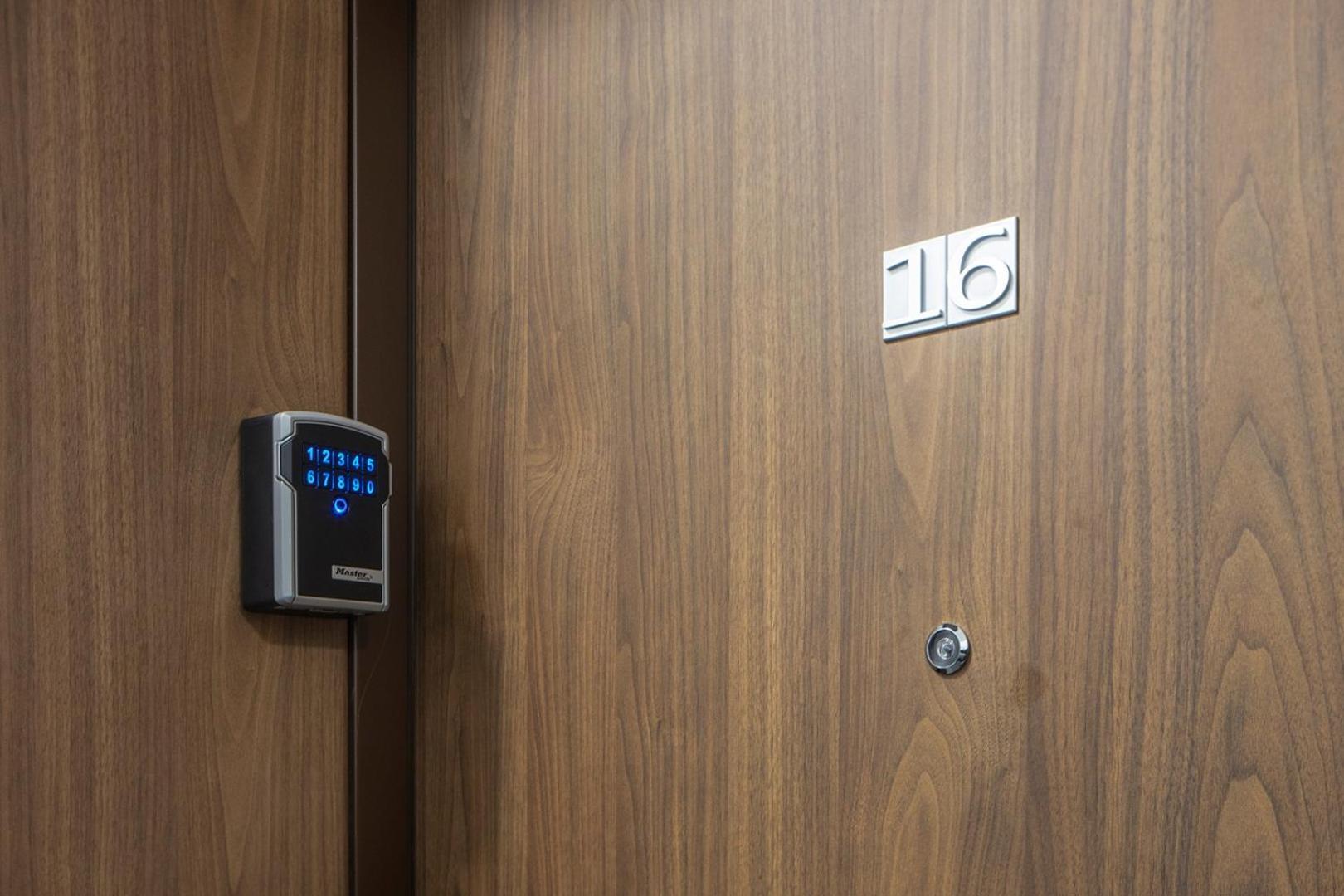Apartment Woart